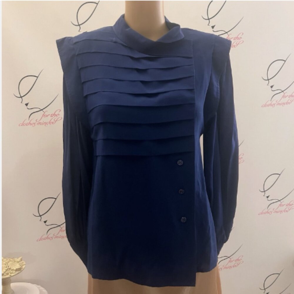 Monique Lhuilier. Sz 36. Designer. $119 Navy Pleated. Silk. Long Sleeve. B127